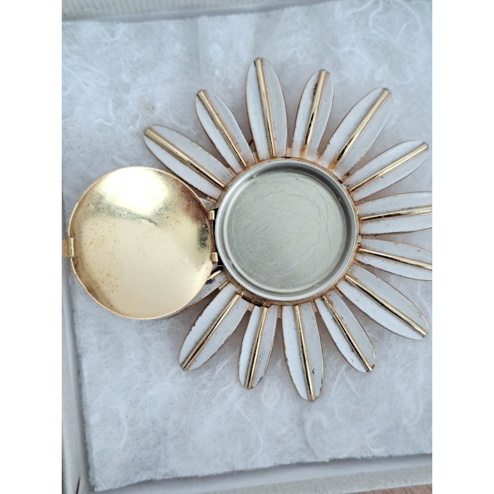 Vintage Avon White / Gold Enamel Sunflower Pin/Brooch Perfume Locket - Picture 5 of 6